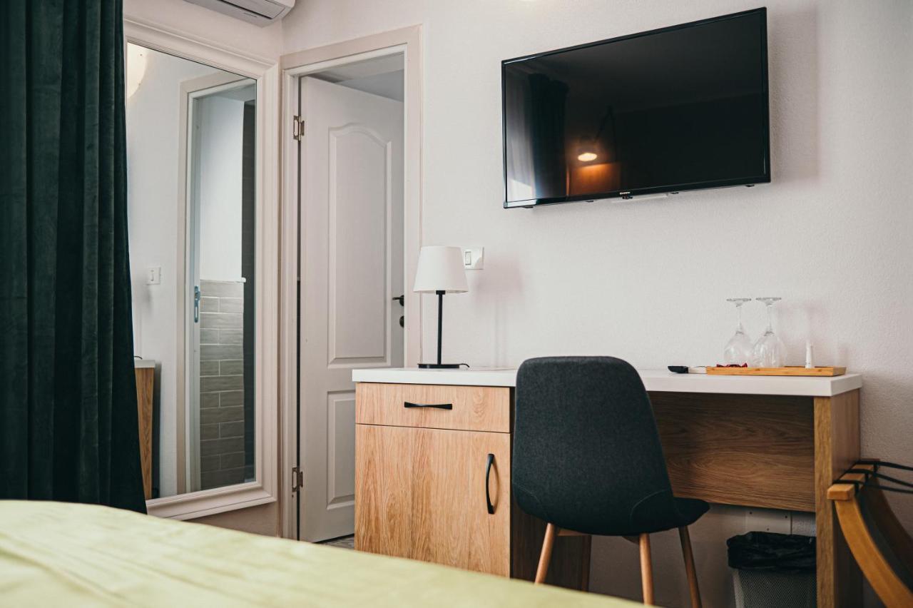 Nest Guesthouse Drobeta Turnu Severin Luaran gambar